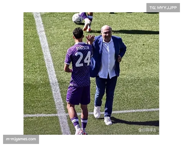 赛前简报：蒙扎主帅确认，本场对阵佛罗伦萨将继续使用三中卫体系